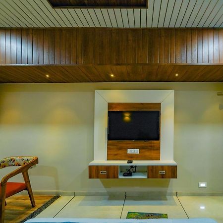 The Nest Residency Hotel Ahmedabad Luaran gambar