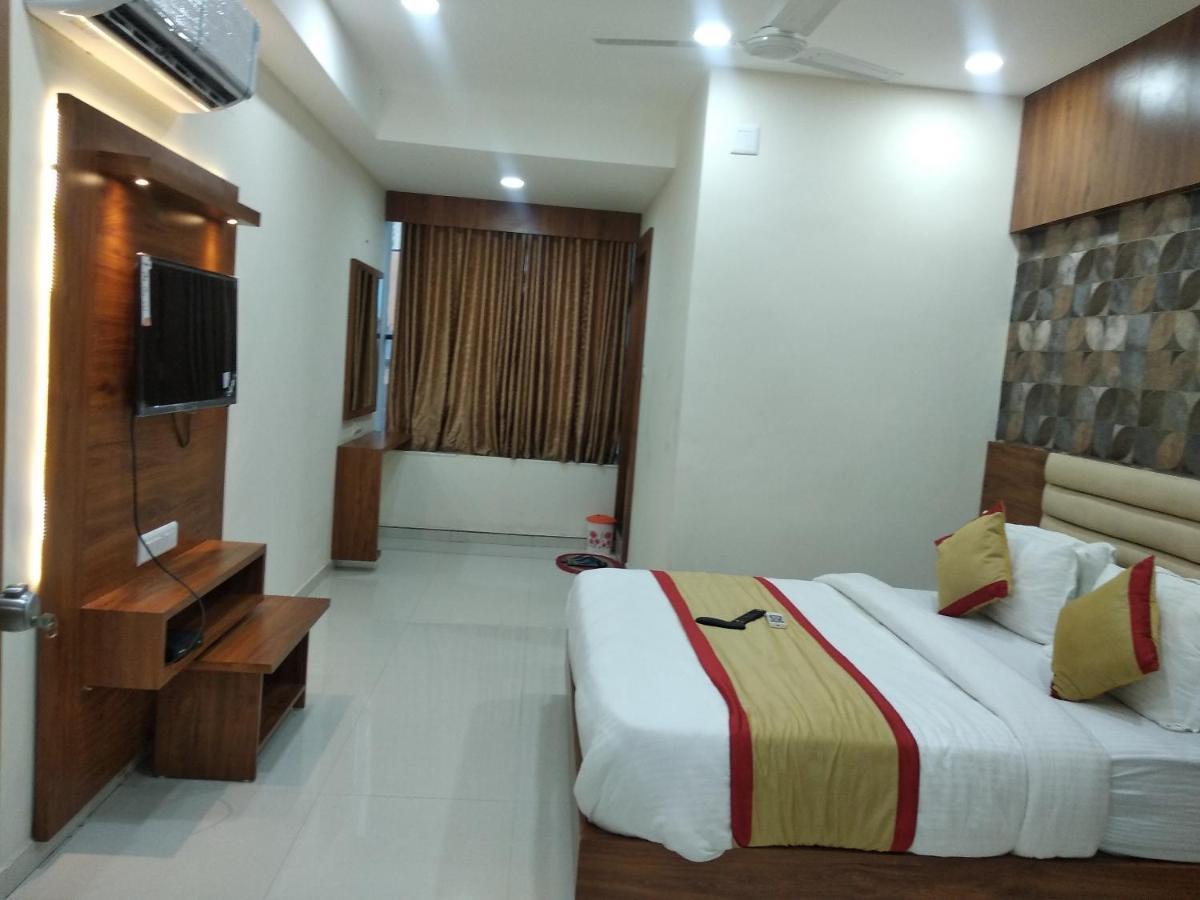 The Nest Residency Hotel Ahmedabad Luaran gambar