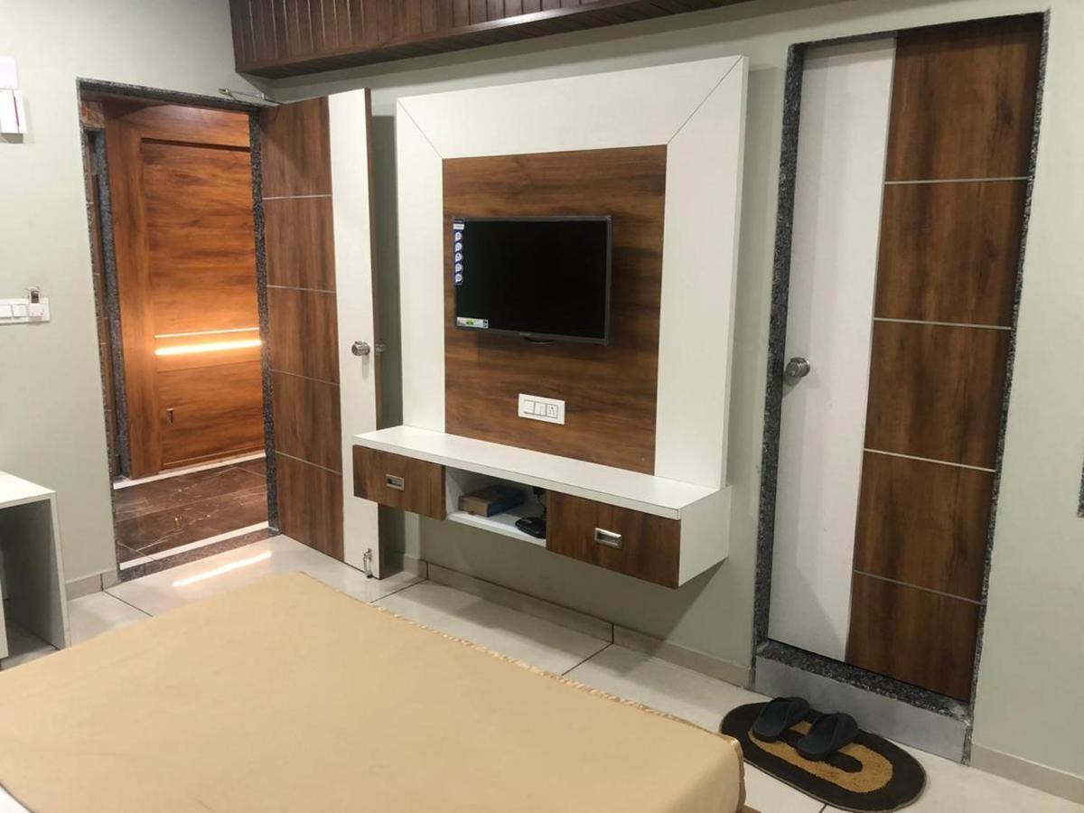 The Nest Residency Hotel Ahmedabad Luaran gambar